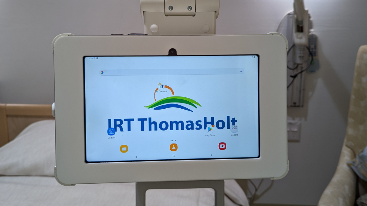 IRT Thomas Holt Tablet Enclosure Sprocket